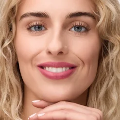 Discount Blur-Real Matte Lipstick 010 Blur Me Baby Lippenstift