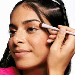 Hot Eyeshadow Brush 01 Throwing a Little Shade Lidschatten Pinsel|Tön Mehr