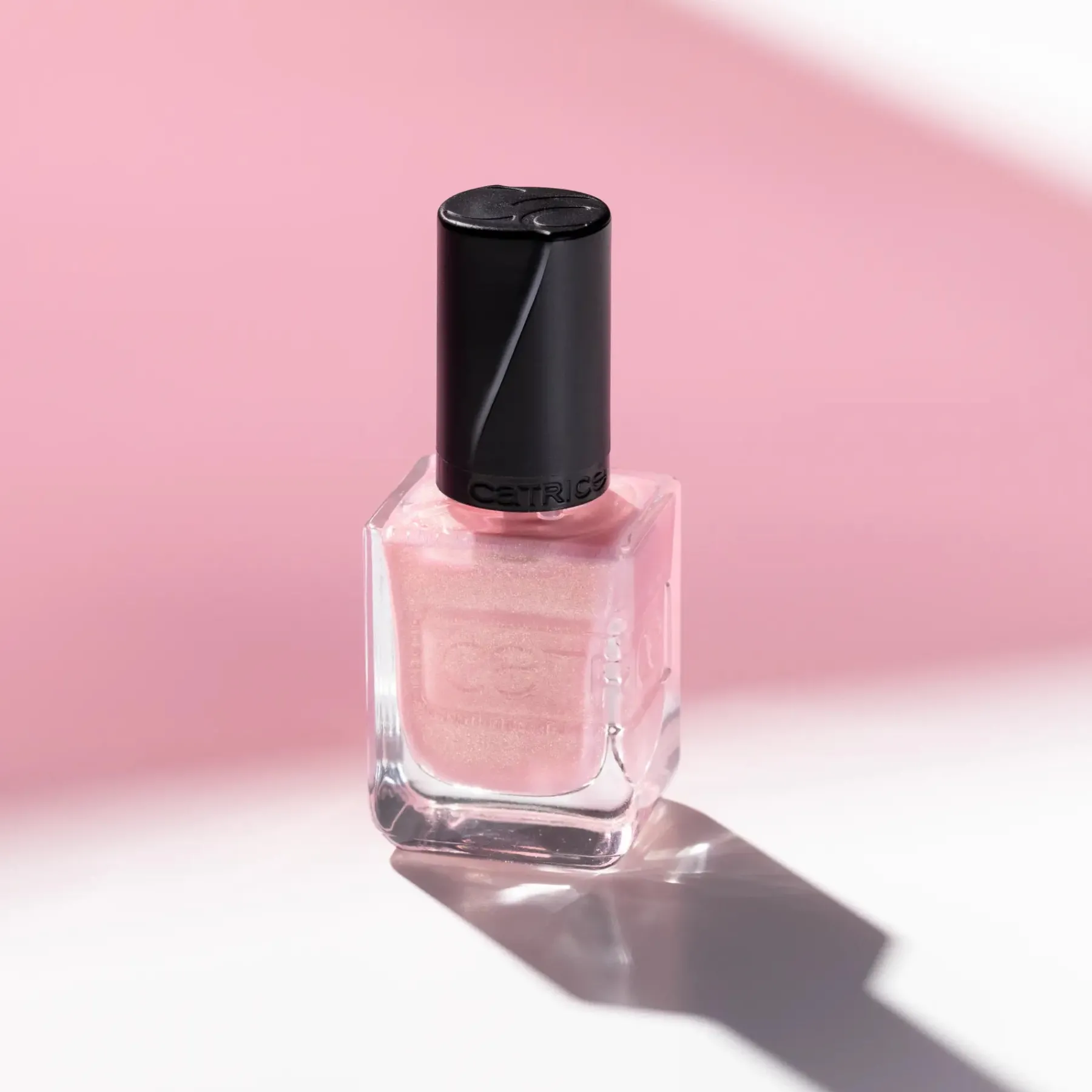New Gel Affair Nail Lacquer 052 Glowy Blush 3. Nagellak