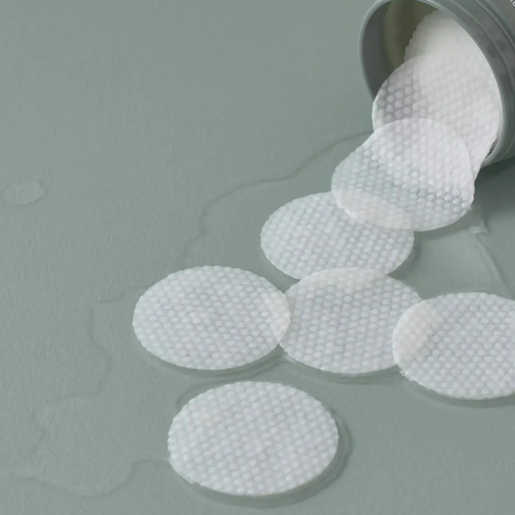 Hot Heartleaf 77% Clear Pad Hauptzutat|Toner Pads