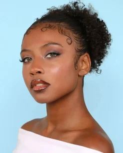 Hot Lip Chic Liner 006 Edgy Lippen Konturenstift