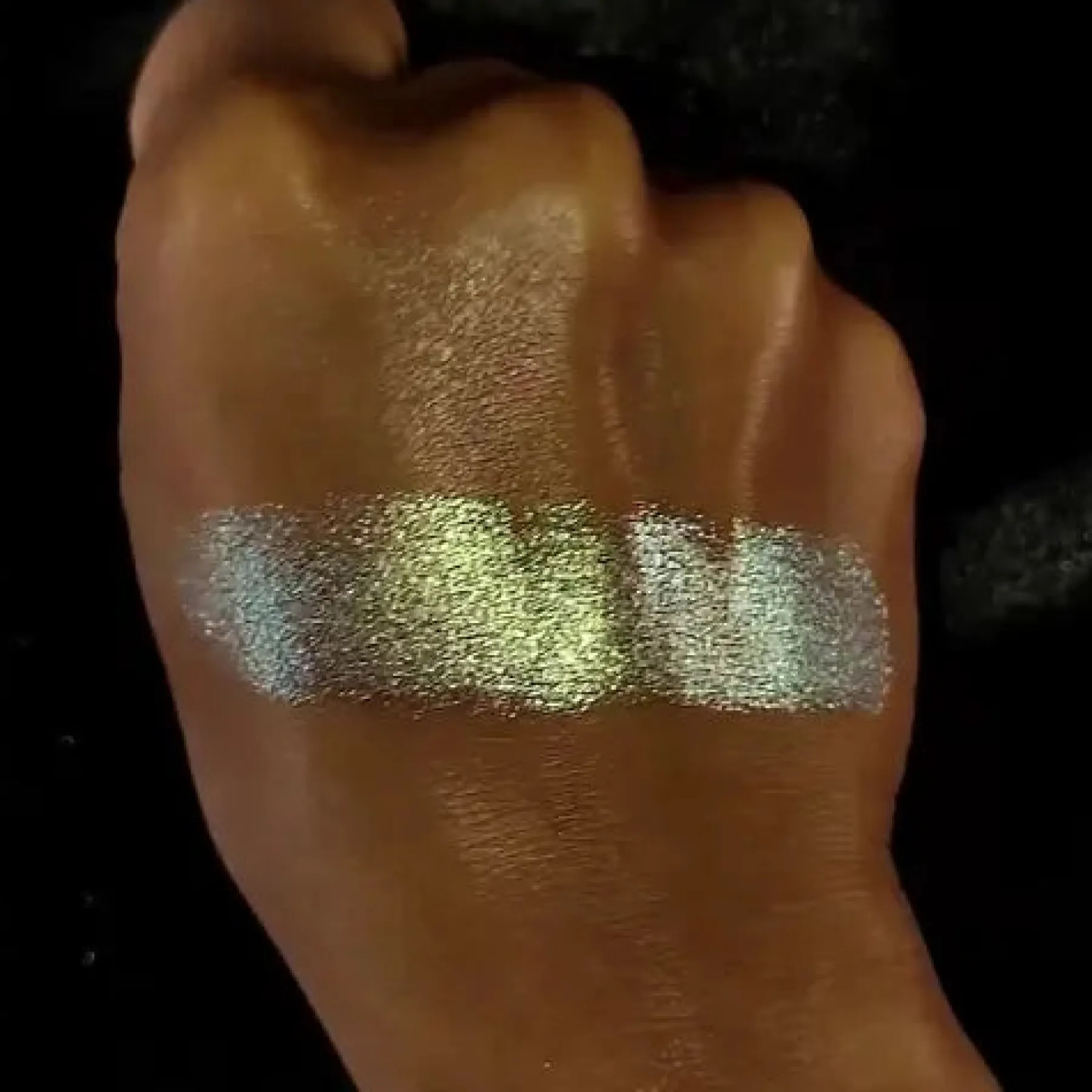 Sale Magnetic Pressed Multichrome Shadow Callisto Lidschatten|Vegane Lidschatten