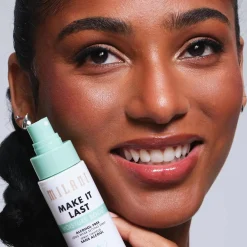 Hot Make It Last Moisture Boost Fixier Spray|Setting Spray