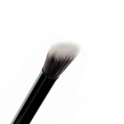 Sale No. 15 Angled Blending Eye Brush Tön Mehr
