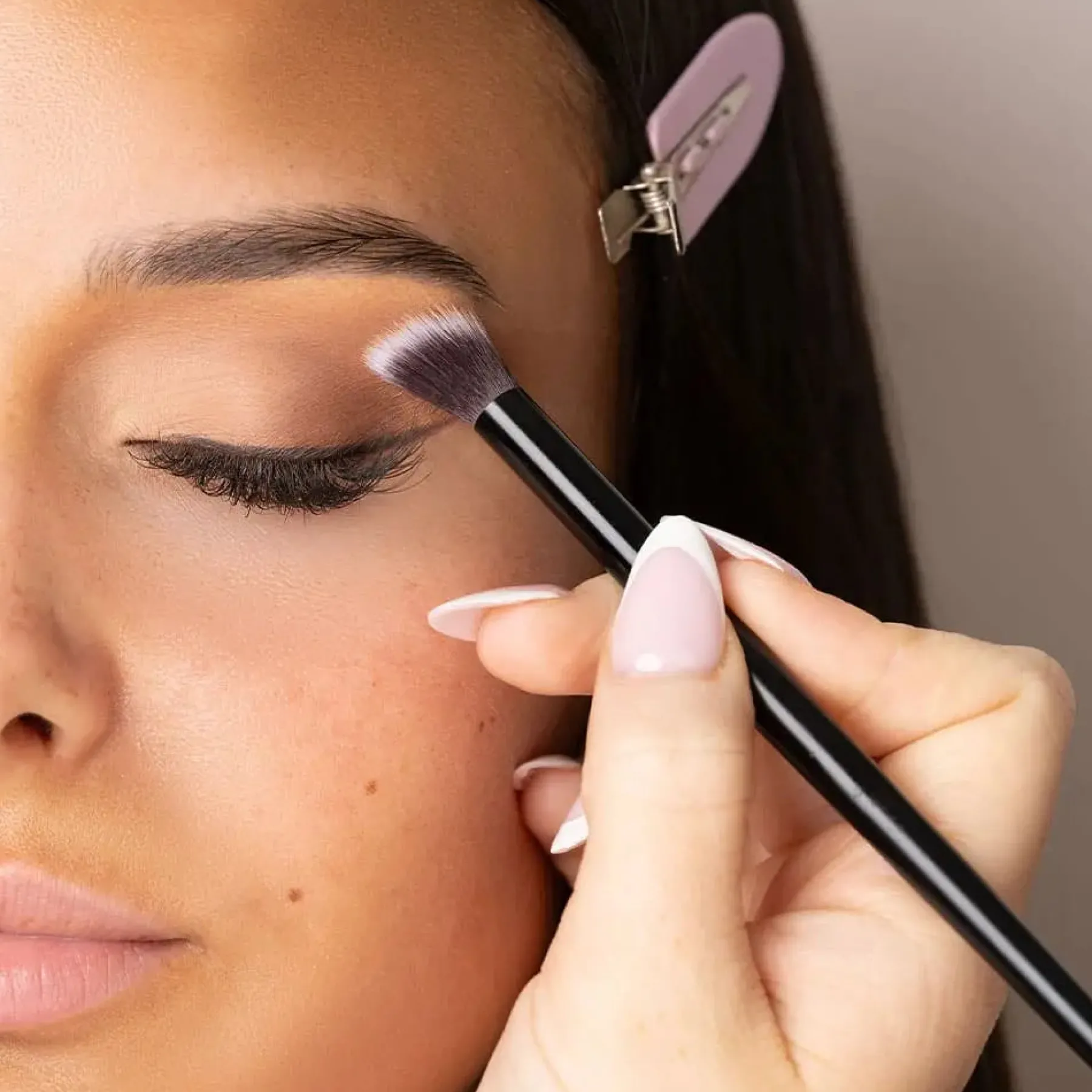 Sale No. 15 Angled Blending Eye Brush Tön Mehr