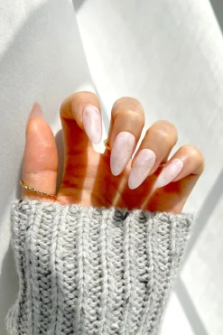 Online Press-On Nails Hushed Shimmer Künstliche Nägel