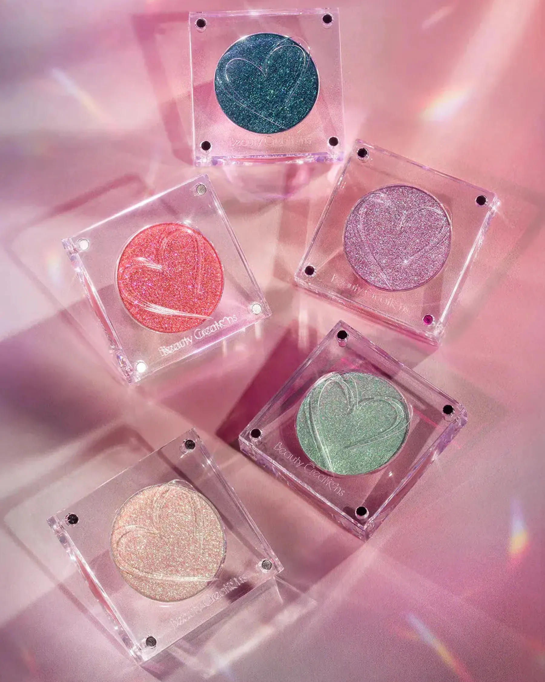 Riding Solo Single Pressed Shadow Boots On Lidschatten|Vegane Lidschatten