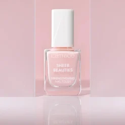 New Sheer Beauties Strengthening Nail Polish 040 Fluffy Cotton Candy 3. Nagellak