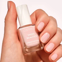 New Sheer Beauties Strengthening Nail Polish 040 Fluffy Cotton Candy 3. Nagellak