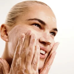 Vitamin C & Caffeine Facial Cleansing Wash Vegan Pflege|Hautprobleme